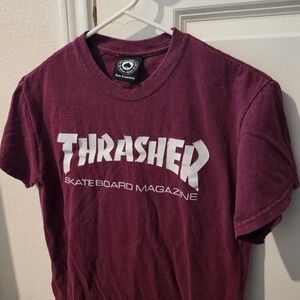 Thrasher Skateboard Magazine Graphic T-Shirt Mens Small Burgundy Maroon Cotton